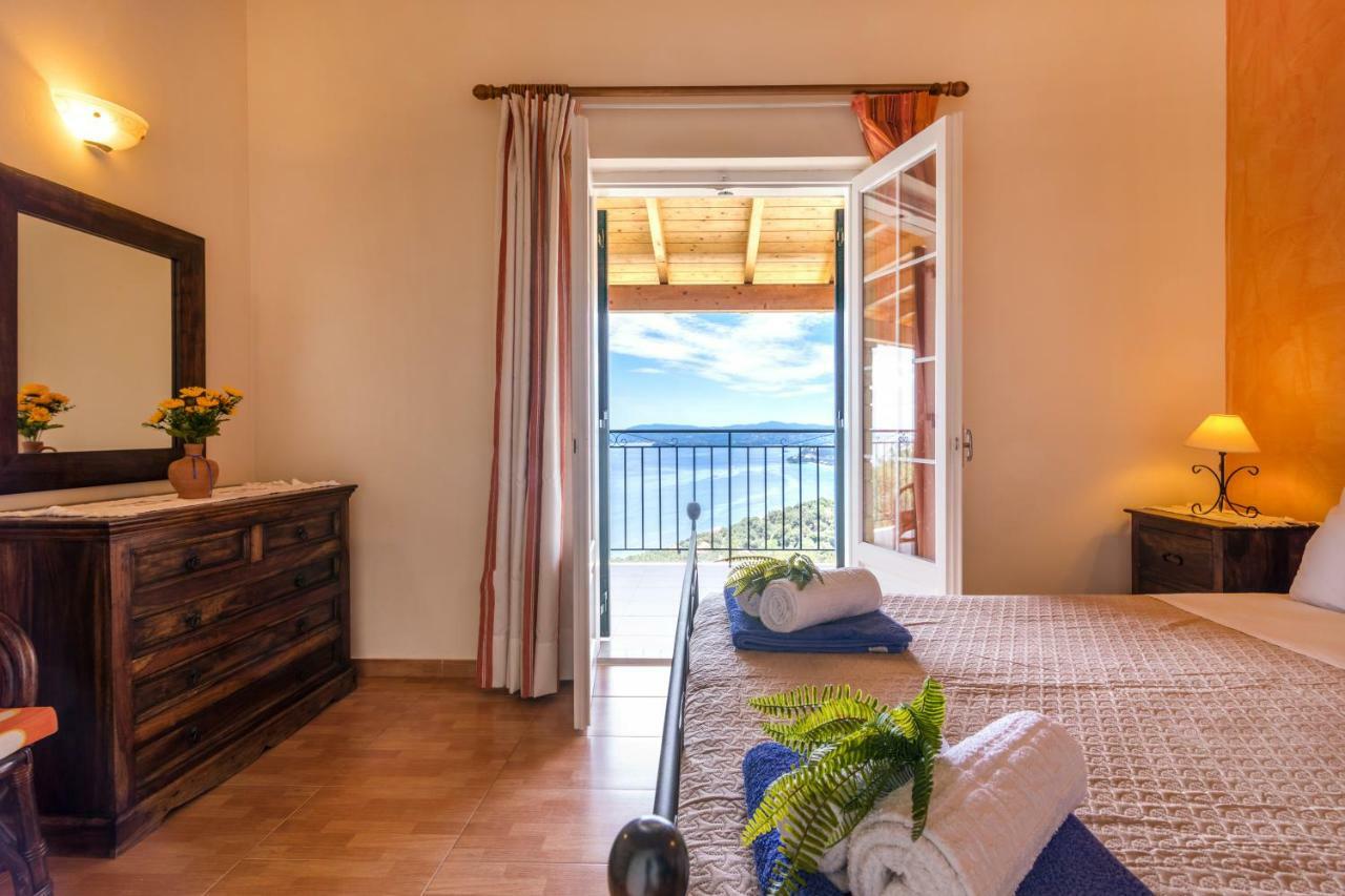 Villa Zeta Nisaki  Bagian luar foto