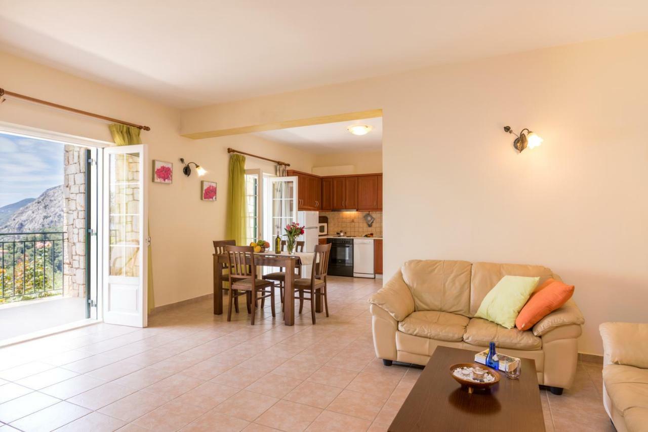 Villa Zeta Nisaki  Bagian luar foto