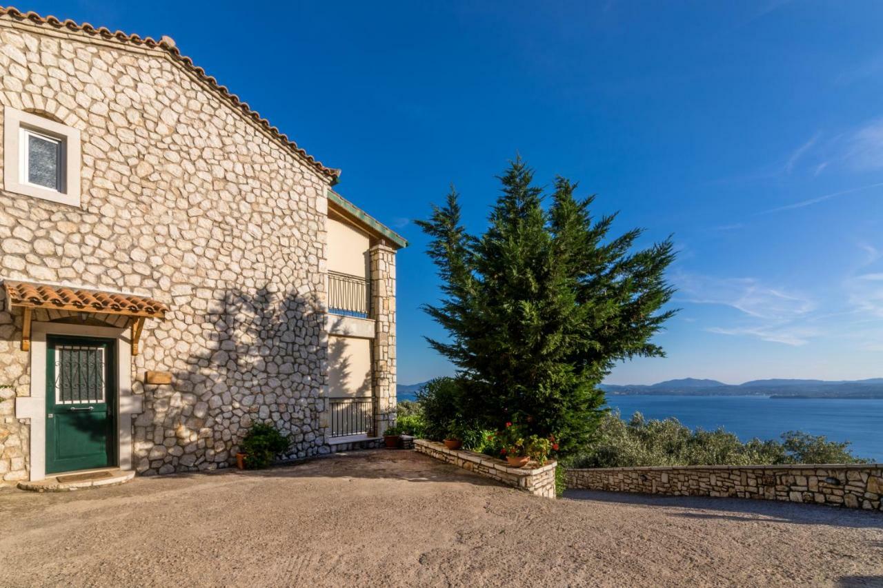 Villa Zeta Nisaki  Bagian luar foto